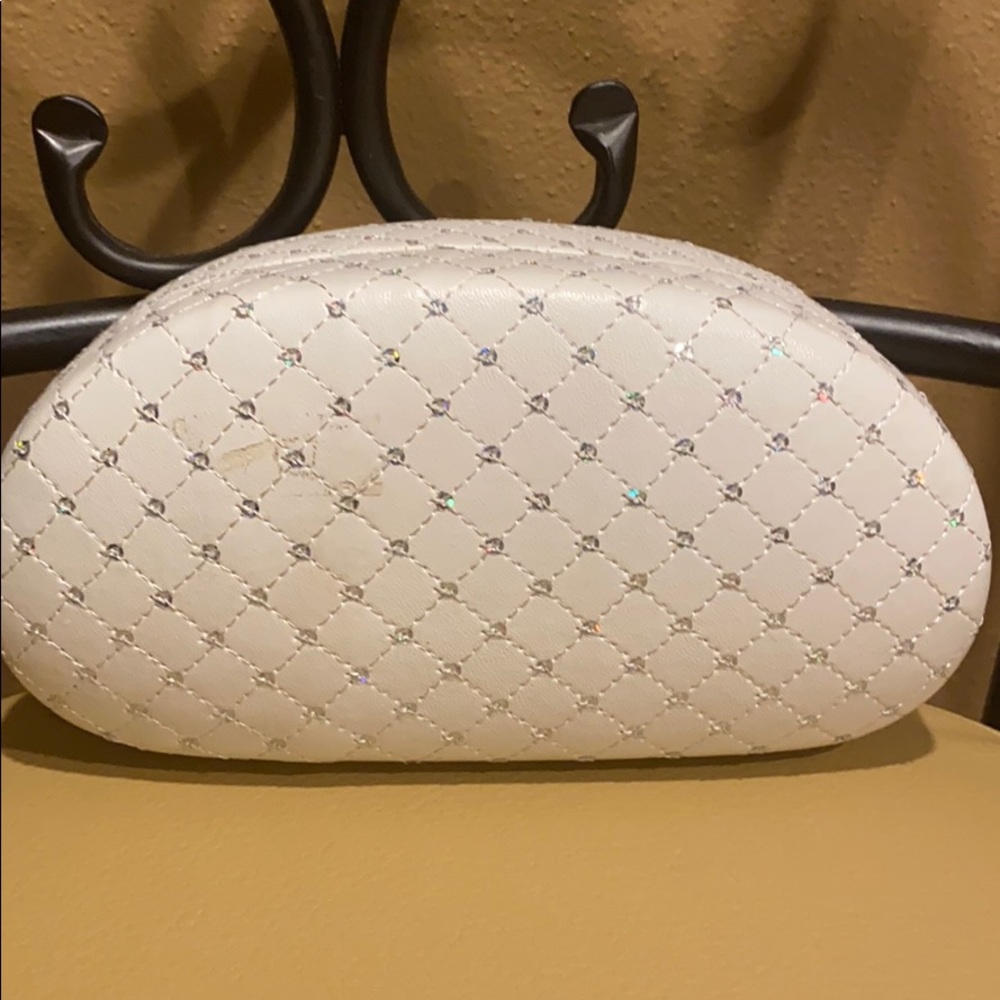 Sunglasses case